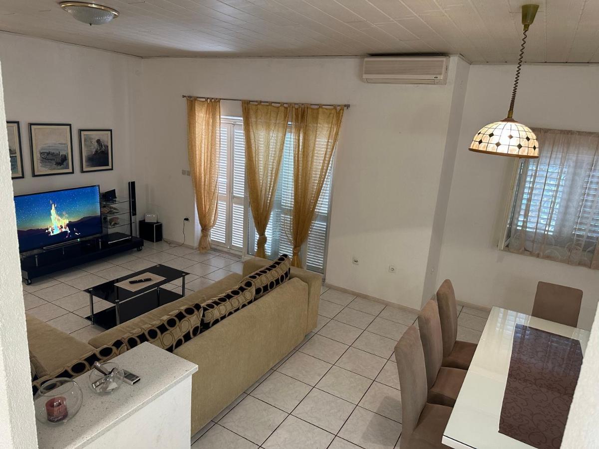 Apartment Jelic Duće Exteriér fotografie